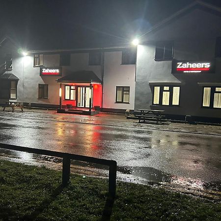 Zaheer'S Hotel Baldock Dış mekan fotoğraf