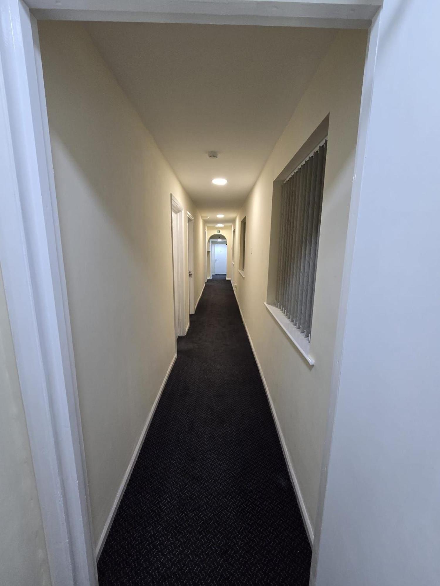 Zaheer'S Hotel Baldock Dış mekan fotoğraf